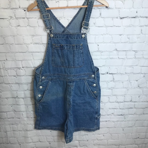 GAP Pants - Gap Jean Overall Shorts Size Small